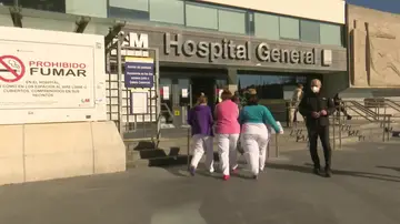 Un brote de coronavirus obliga a cerrar la planta de oncología del hospital Arnau Vilanova en Lleida Un brote de coronavirus obliga a cerrar la planta de oncología del hospital Arnau Vilanova en Lleida