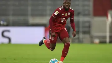 Detectan a Alphonso Davies, jugador del Bayern de Múnich, una miocarditis tras superar el coronavirus Detectan a Alphonso Davies, jugador del Bayern de Múnich, una miocarditis tras superar el coronavirus