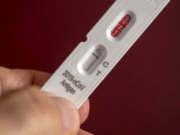 La queja de una farmacéutica en TikTok por el nuevo precio de los test de antígenos: "No pienso vender a pérdidas"