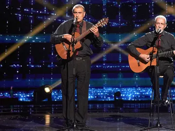 Aztlán canta ‘La media vuelta’ en las Audiciones a ciegas de ’La Voz Senior’ Aztlán canta ‘La media vuelta’ en las Audiciones a ciegas de ’La Voz Senior’