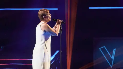 Elisa Burgos canta ‘Para toda la vida’ en las Audiciones a ciegas de ’La Voz Senior’ Elisa Burgos canta ‘Para toda la vida’ en las Audiciones a ciegas de ’La Voz Senior’
