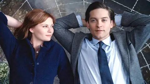 Kirsten Dunst y Tobey Maguire como Mary Jane y Spiderman Kirsten Dunst y Tobey Maguire como Mary Jane y Spiderman
