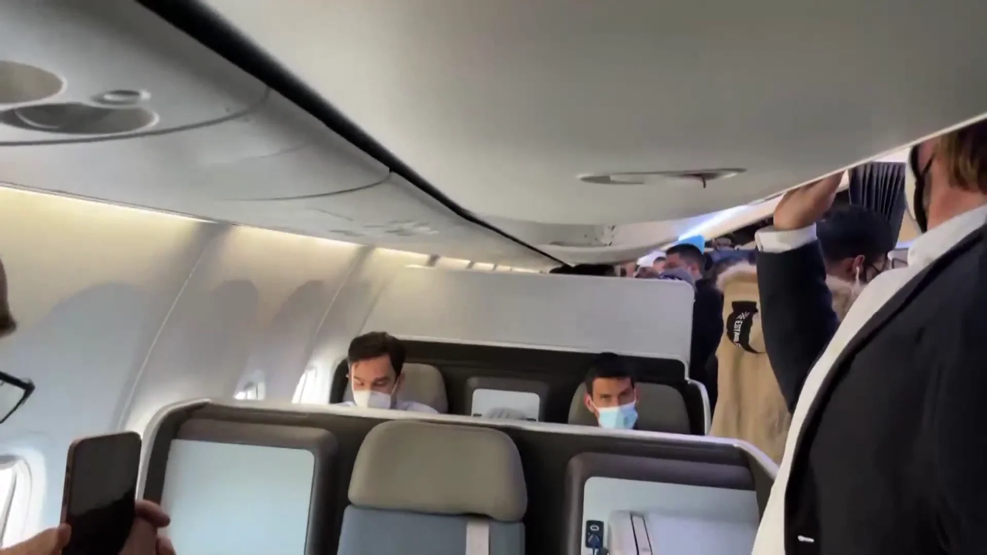 VÍDEO: Así ha sido la llegada de Djokovic a Belgrado tras su deportación de Australia VÍDEO: Así ha sido la llegada de Djokovic a Belgrado tras su deportación de Australia