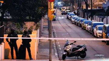 La Policía busca a un hombre por rociar con un aerosol la cara de un joven en la calle en Lleida La Policía busca a un hombre por rociar con un aerosol la cara de un joven en la calle en Lleida