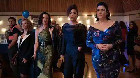 'Yellowjackets' 'Yellowjackets'