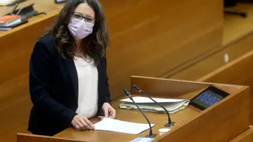 La vicepresidenta del Consell, Mónica Oltra, en Les Corts