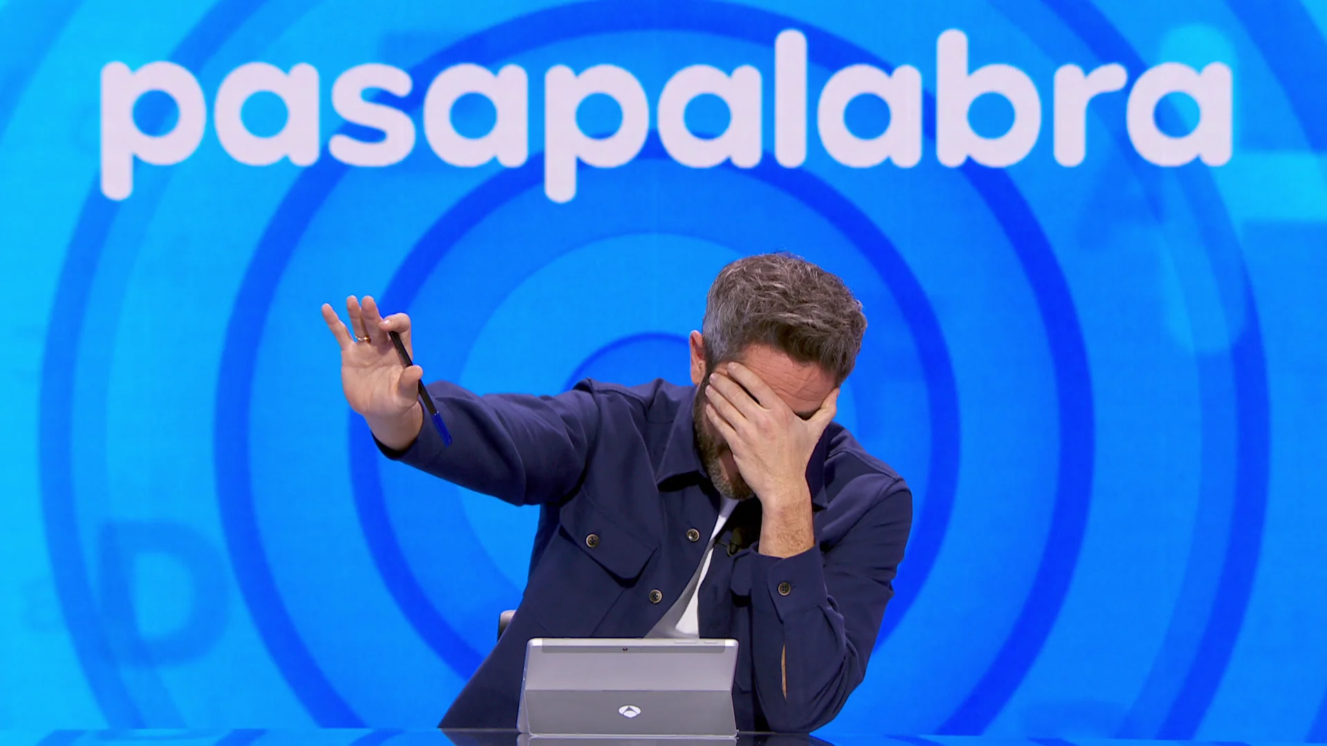 Orestes intenta arreglar su error en ‘La Pista’: “¿Un chulo que te excita?” Orestes intenta arreglar su error en ‘La Pista’: “¿Un chulo que te excita?”