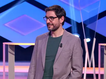 ¿Parecidos razonables? Juanra Bonet encuentra entre los ‘Sindulfos’ a un inesperado doble ¿Parecidos razonables? Juanra Bonet encuentra entre los ‘Sindulfos’ a un inesperado doble