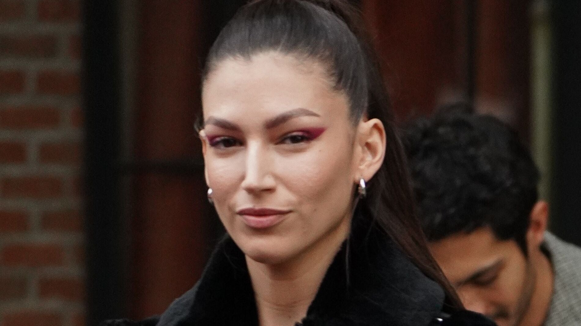 Úrsula Corberó, muy cambiada en esta foto en topless tras acabar de