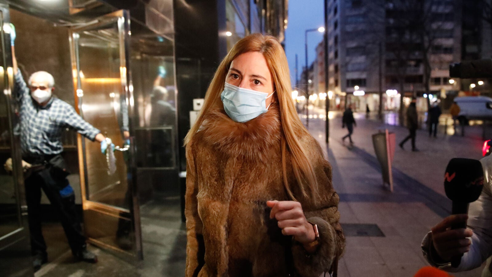 El marido de Ainhoa Armentia reacciona a las fotografías de su mujer con Iñaki Urdangarin