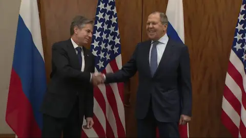 Estados Unidos y Rusia se comprometen a dialogar para evitar un choque en Ucrania Estados Unidos y Rusia se comprometen a dialogar para evitar un choque en Ucrania