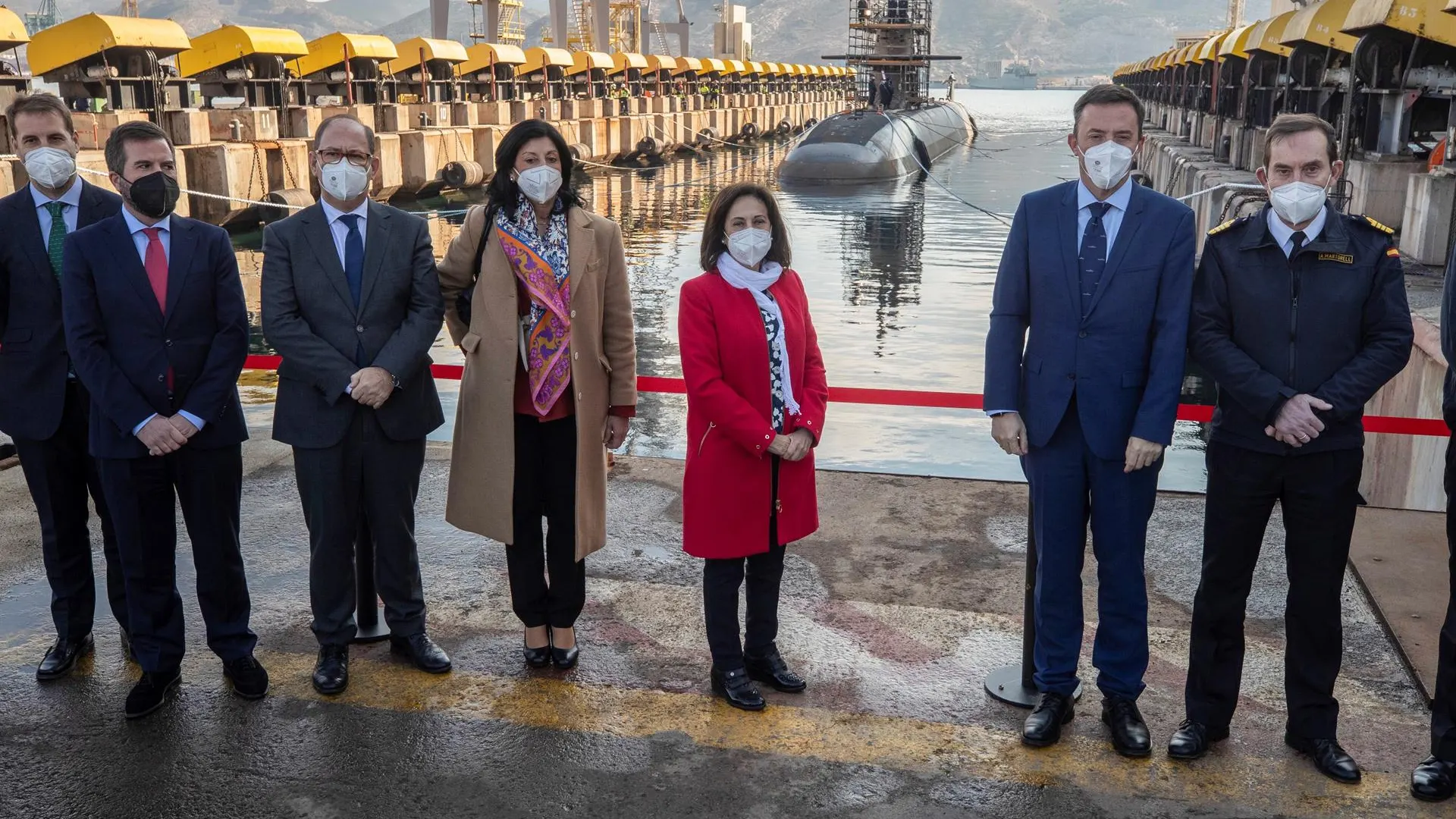 Margarita Robles supervisa la evoluci&oacute;n del programa de submarinos de &uacute;ltima generaci&oacute;n