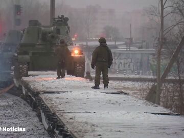 Los ucranianos en la frontera con Rusia: "Si intentan arrebatarnos la libertad, nos defenderemos"