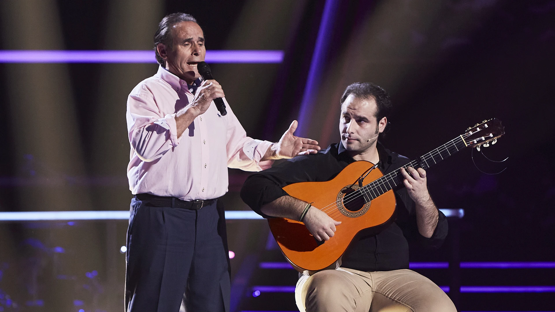 Carlitos de Bornos canta ‘Llorando me la encontré’ en la Semifinal de ‘La Voz Senior’