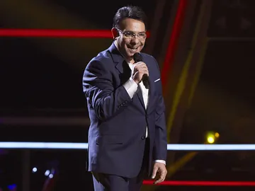 Luis Escudero canta ‘La morena de mi copla’ en la Semifinal de ‘La Voz Senior’ Luis Escudero canta ‘La morena de mi copla’ en la Semifinal de ‘La Voz Senior’