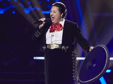 Lina Vargas canta ‘Con los años que me quedan’ en la Semifinal de ‘La Voz Senior’