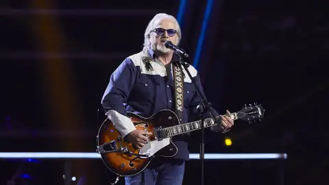 Franky Med canta ‘The Joker’ en la Semifinal de ‘La Voz Senior’ Franky Med canta ‘The Joker’ en la Semifinal de ‘La Voz Senior’