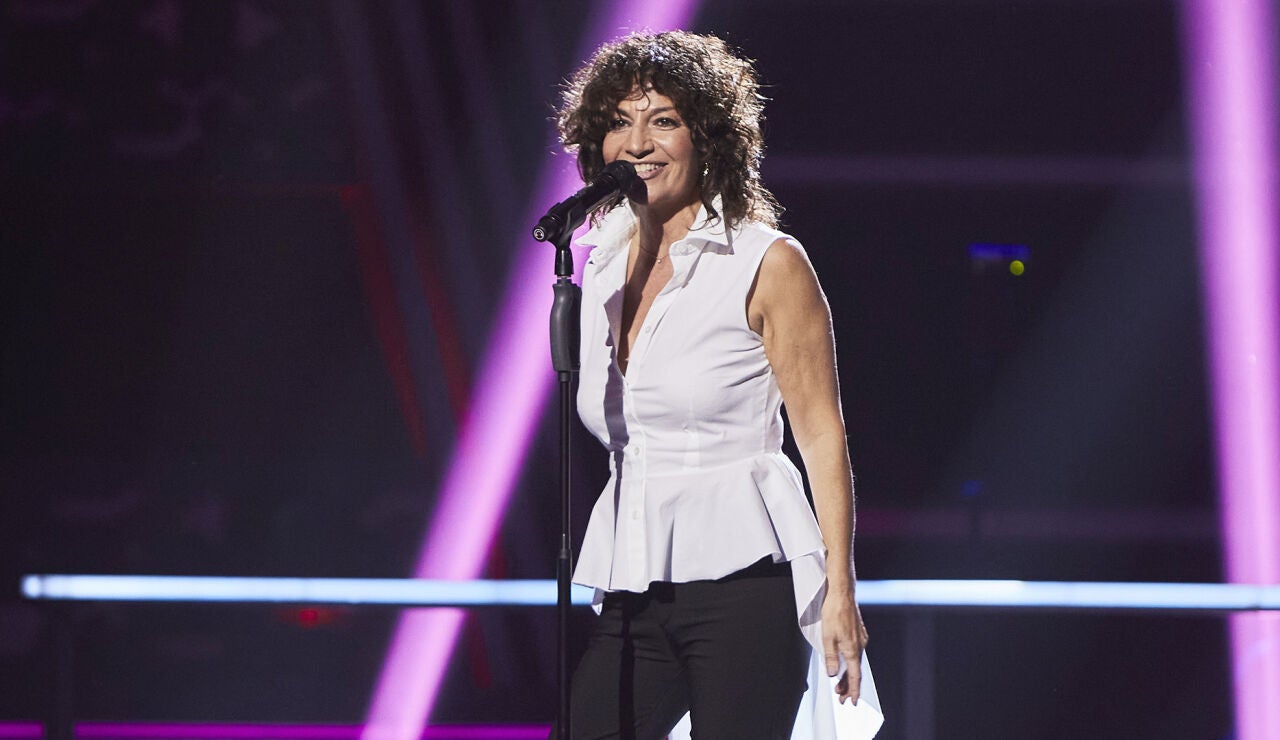 Montse Creus canta ‘Woman in love’ en la Semifinal de ‘La Voz Senior’