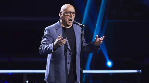 José Hervin canta ‘Júrame’ en la Semifinal de ‘La Voz Senior’ José Hervin canta ‘Júrame’ en la Semifinal de ‘La Voz Senior’