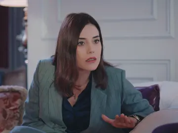 Asya desenmascara a Volkan ante Gönül Asya desenmascara a Volkan ante Gönül