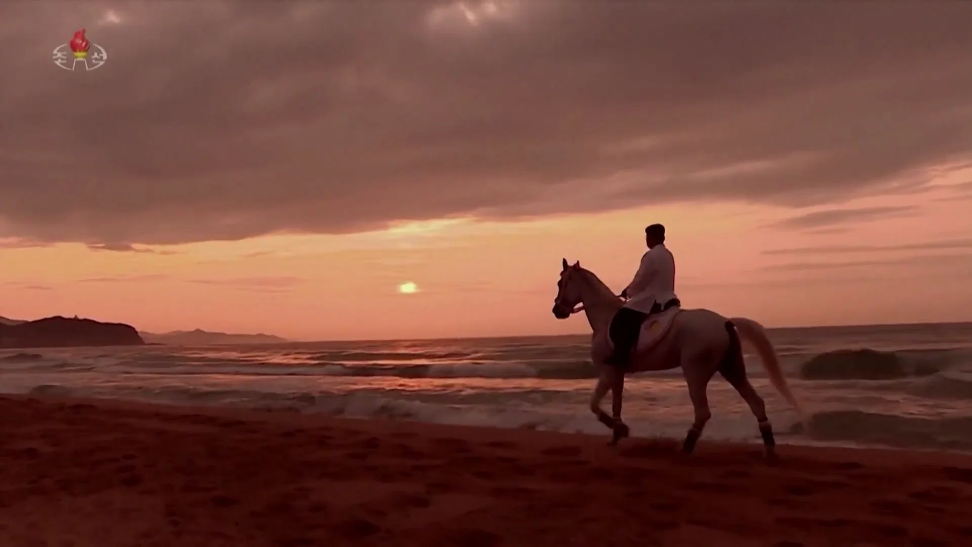 Kim Jong-Un a caballo Kim Jong-Un a caballo