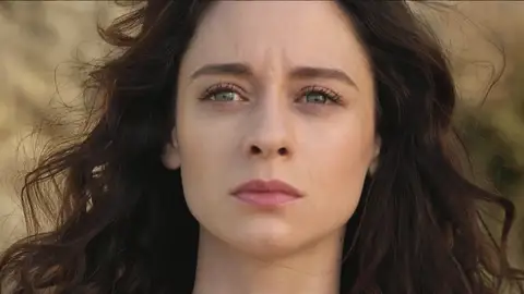 "Déjales claro quién eres y lo que te hicieron": 'Alba', estreno muy pronto en Antena 3 "Déjales claro quién eres y lo que te hicieron": 'Alba', estreno muy pronto en Antena 3