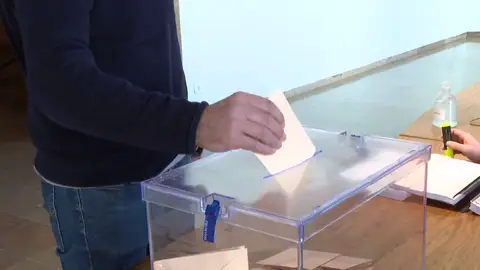 Don Benito y Villanueva de la Serena celebran un referéndum histórico Don Benito y Villanueva de la Serena celebran un referéndum histórico