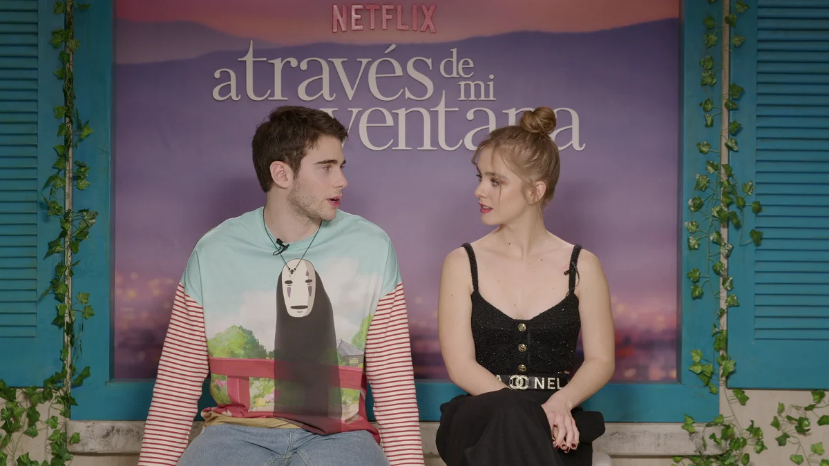 Entrevistamos a Julio Peña y Clara Galle por 'A través de mi ventana' Entrevistamos a Julio Peña y Clara Galle por 'A través de mi ventana'