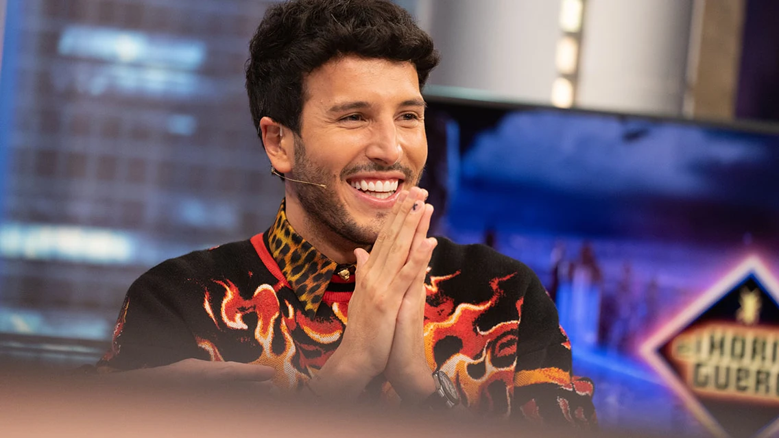 Sebastián Yatra desvela cómo fue su primer encuentro con los Jonas Brothers… ¡en un baño! Risas aseguradas
