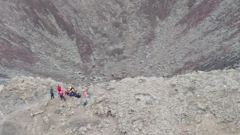 Senderista cae cráter Volcán Calderón Hondo Senderista cae cráter Volcán Calderón Hondo