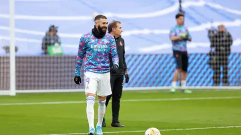 Benzema, durante un entrenamiento con el Real Madrid Benzema, durante un entrenamiento con el Real Madrid