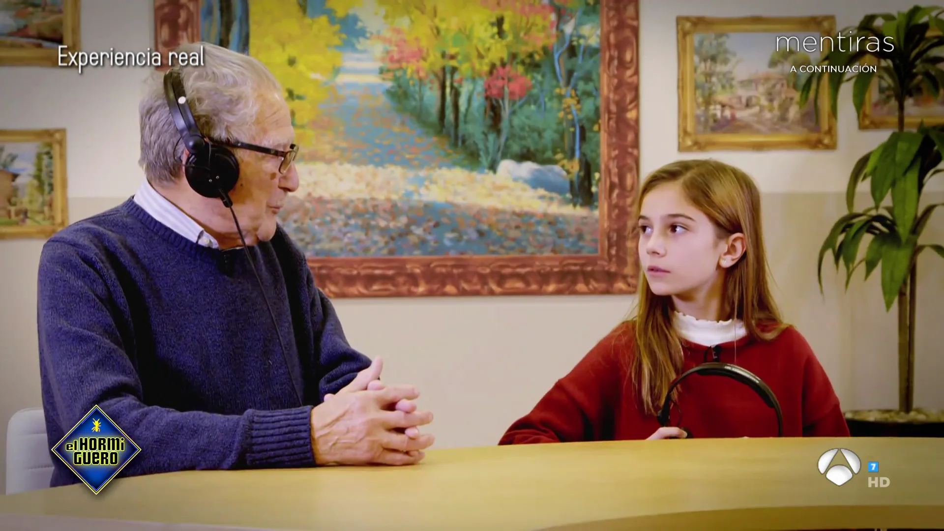 Niños escuchando 'Mi carro' y abuelos al ritmo de reguetón: el divertido experimento social de 'El Hormiguero 3.0' sobre música Niños escuchando 'Mi carro' y abuelos al ritmo de reguetón: el divertido experimento social de 'El Hormiguero 3.0' sobre música