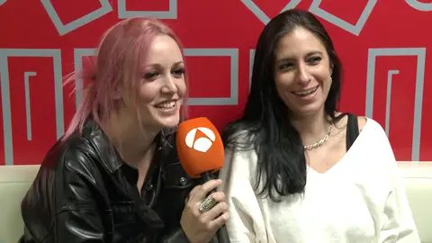 Alba Reig y María Peláe confiesan cómo están preparando su actuación: ¡Ensayan con su perro Manuel! Alba Reig y María Peláe confiesan cómo están preparando su actuación: ¡Ensayan con su perro Manuel!