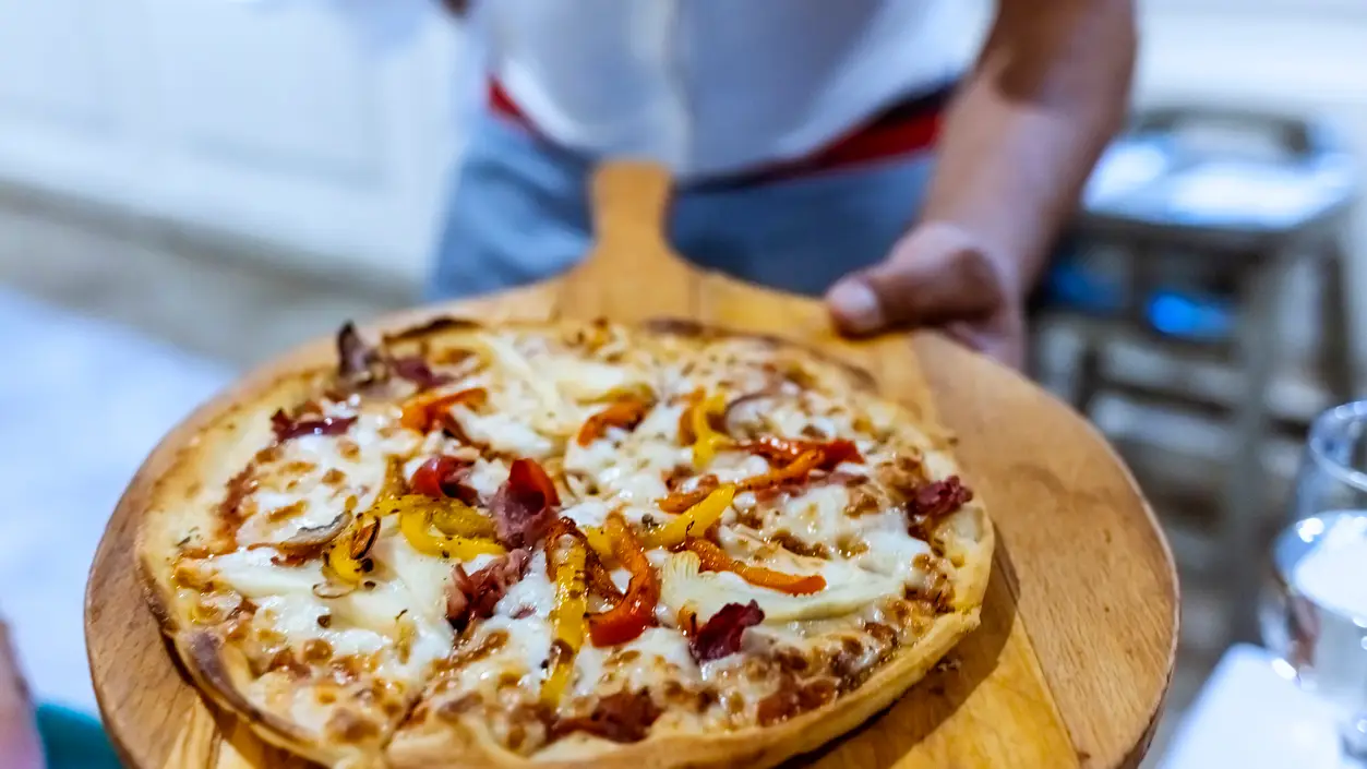 ¿Qué echar a la pizza? 5 versiones sorprendentes y deliciosas ¿Qué echar a la pizza? 5 versiones sorprendentes y deliciosas