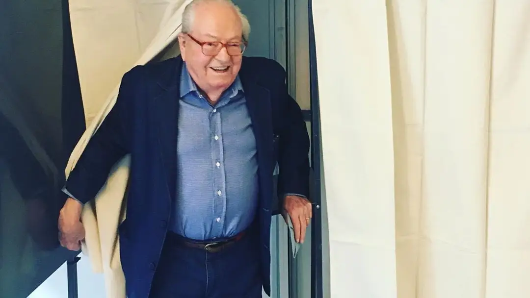 El histórico político francés Jean Marie Le Pen, ingresado en el hospital tras sufrir un ictus El histórico político francés Jean Marie Le Pen, ingresado en el hospital tras sufrir un ictus