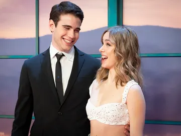 Julio Peña y Clara Galle en la premiere de 'A través de mi ventana' Julio Peña y Clara Galle en la premiere de 'A través de mi ventana'