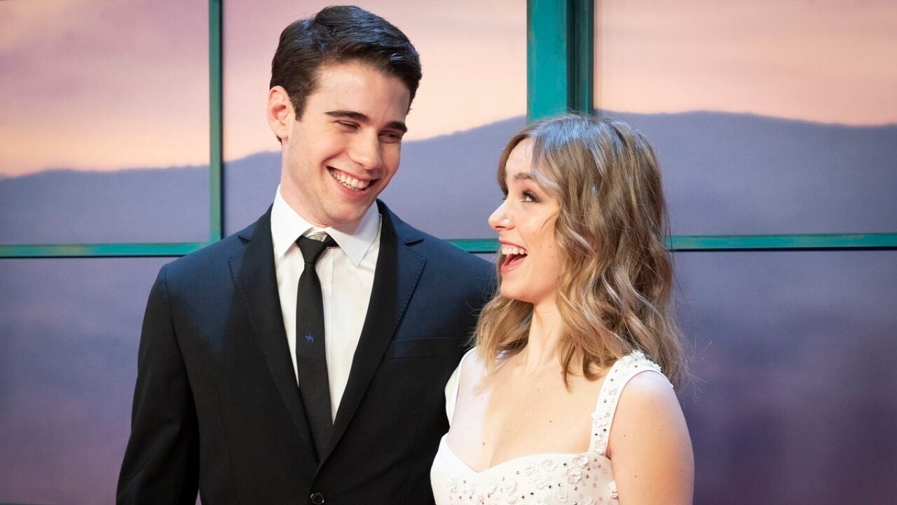 Clara Galle Et Julio Peña En Couple