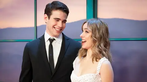 Julio Peña y Clara Galle en la premiere de 'A través de mi ventana' Julio Peña y Clara Galle en la premiere de 'A través de mi ventana'