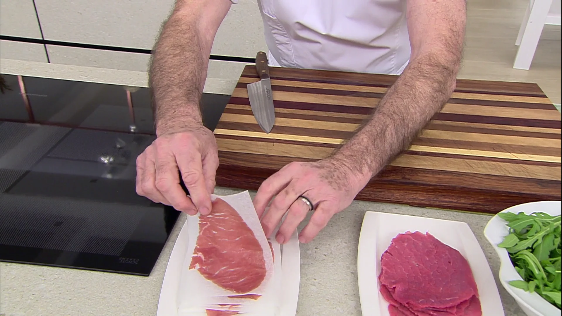 La técnica infalible de Arguiñano para conseguir un carpaccio "fino, fino" La técnica infalible de Arguiñano para conseguir un carpaccio "fino, fino"