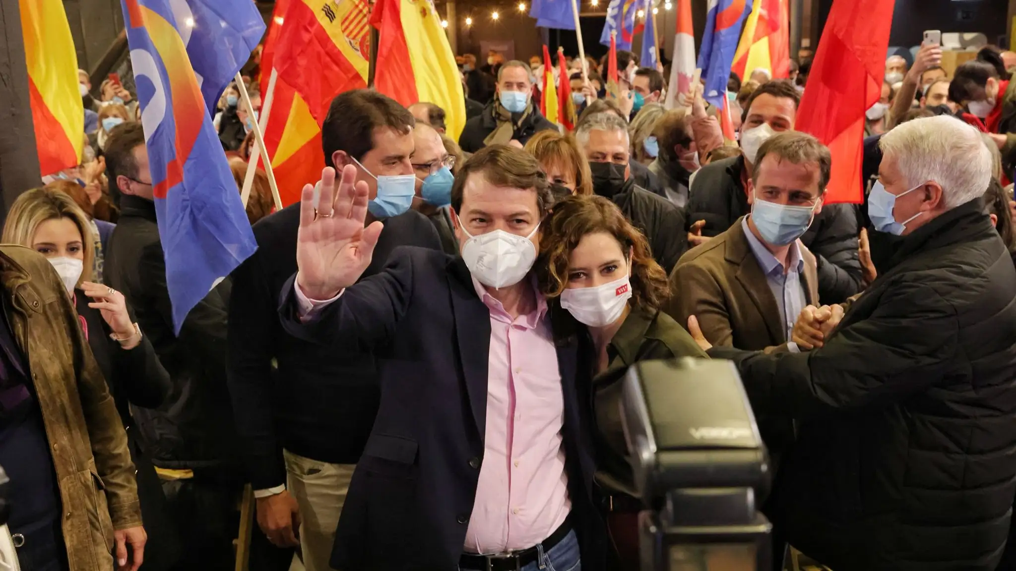 Fern&aacute;ndez Ma&ntilde;ueco y D&iacute;az Ayuso, en un acto de campa&ntilde;a antes de las elecciones de Castilla y Le&oacute;n