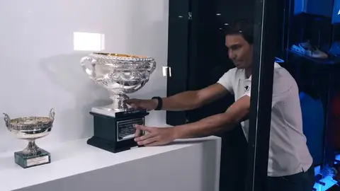 Rafa Nadal deposita su último Open de Australia en su museo en Manacor Rafa Nadal deposita su último Open de Australia en su museo en Manacor