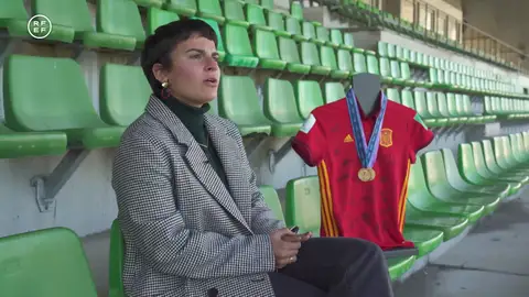 Irene López Ruiz, futbolista del Madrid CFF y la selección, se retira a los 20 años por "cuestiones de salud mental" Irene López Ruiz, futbolista del Madrid CFF y la selección, se retira a los 20 años por "cuestiones de salud mental"