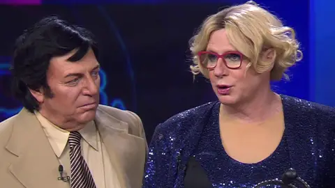 César Cadaval, muy emocionado, agradece el gran gesto a Eva Soriano 'Tu cara me suena'