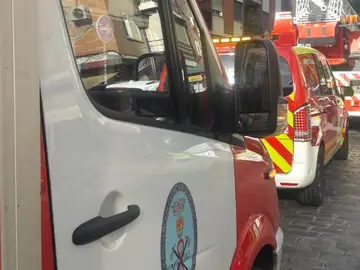 Hallan el cadáver de un hombre dentro de una arqueta en Lebrija, Sevilla Hallan el cadáver de un hombre dentro de una arqueta en Lebrija, Sevilla