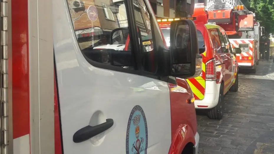 Hallan el cadáver de un hombre dentro de una arqueta en Lebrija, Sevilla Hallan el cadáver de un hombre dentro de una arqueta en Lebrija, Sevilla