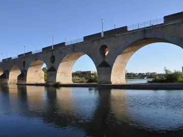 Puente del Río Guadiana Puente del Río Guadiana