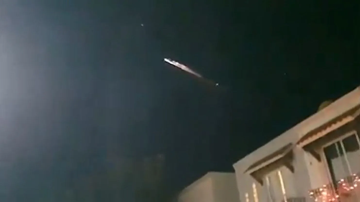 La imagen de la luz brillante que atraviesa el cielo de M&eacute;xico