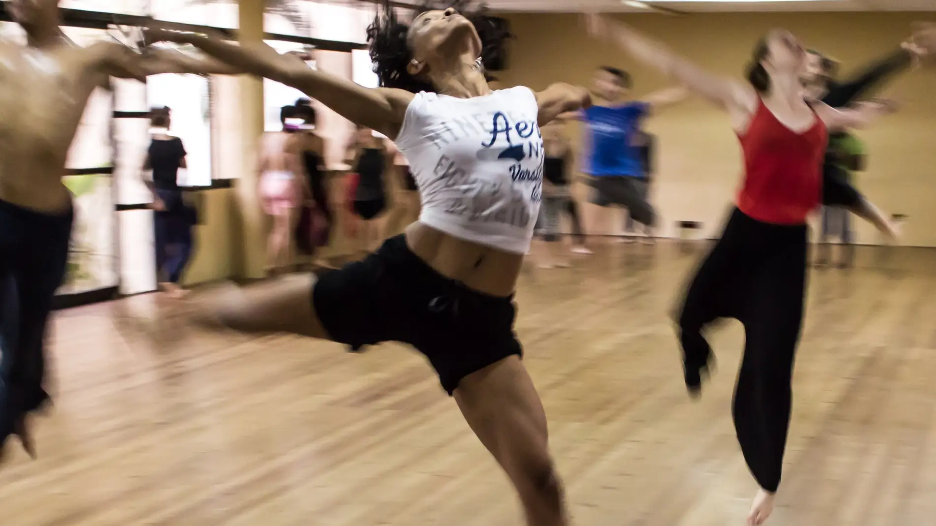 Bailar mejora la salud física y mental: estos son los beneficios demostrados
