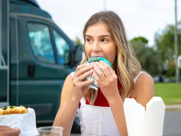 4 señales de que tienes una mala relación con la comida 4 señales de que tienes una mala relación con la comida
