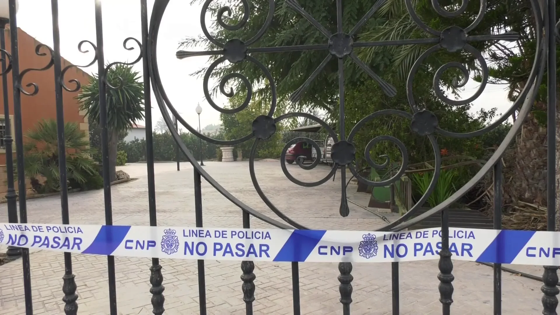 El menor autor del triple asesinato en Elche convivió con los cuerpos desde el martes El menor autor del triple asesinato en Elche convivió con los cuerpos desde el martes